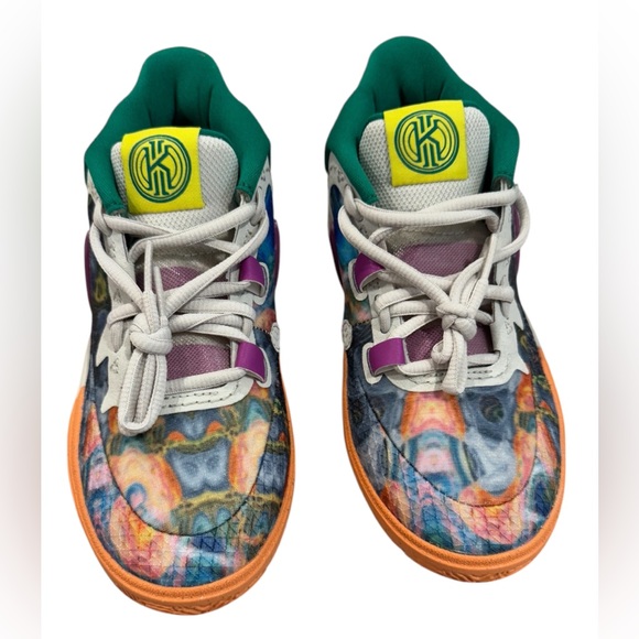 Nike Kyrie 8 GO GS 'Circle of Life' DQ8076-011 - Picture 5 of 8